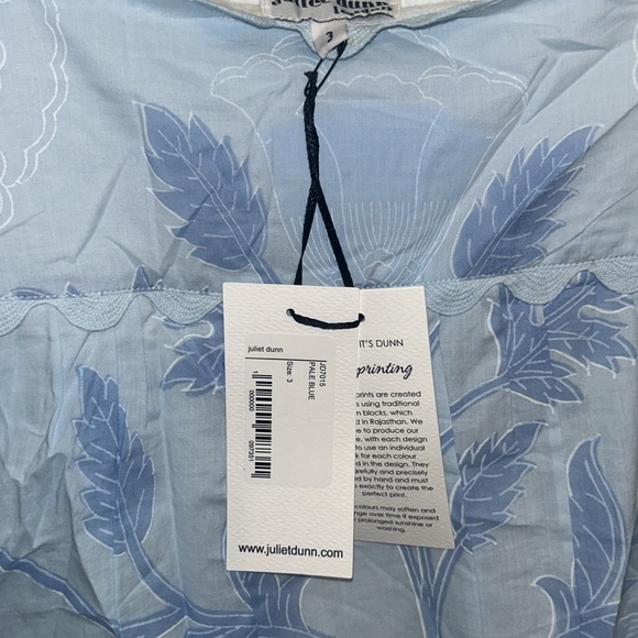 JULIET DUNN

Pale Blue Baby Doll Top with Bellflower Block Print - Picture 7 of 12